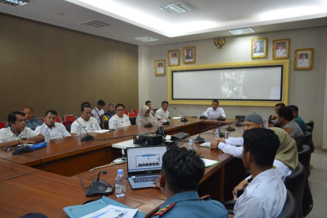 Sekretaris Daerah Kabupaten Kepulauan Anambas, Sahtiar, S.H., M.M., memimpin rapat persiapan pelaksanaan Hari Ulang Tahun (HUT) ke-81 Kemerdekaan Republik Indonesia tingkat Kabupaten Kepulauan Anambas, yang digelar di Ruang Rapat Lantai II Kantor Bupati Kepulauan Anambas, Rabu (5/8/2026).